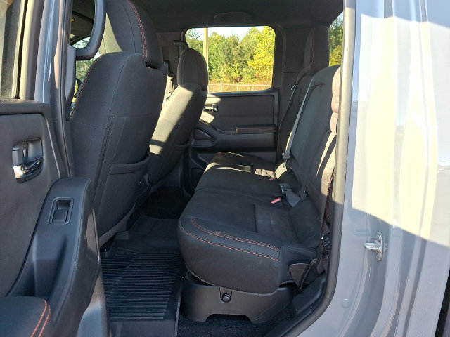 Used 2022 Nissan Frontier PRO-4X w/ Off-Road Protection Package AWD/4WD image 10