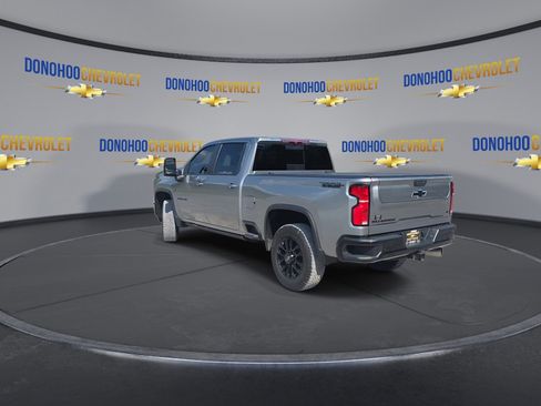 Used 2025 Chevrolet Silverado 2500 LT w/ Trail Boss Package AWD/4WD image 9