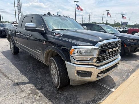 Used 2022 RAM 2500 Limited AWD/4WD image 8