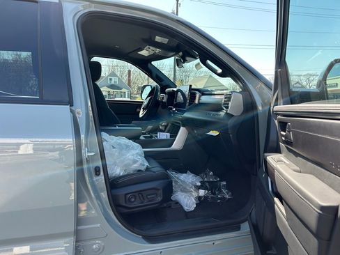 New 2026 Toyota Tundra SR5 AWD/4WD image 9