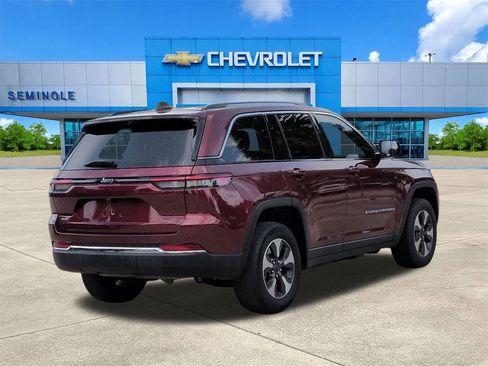 Used 2022 Jeep Grand Cherokee Limited 4xe w/ Luxury Tech Group II AWD/4WD image 4