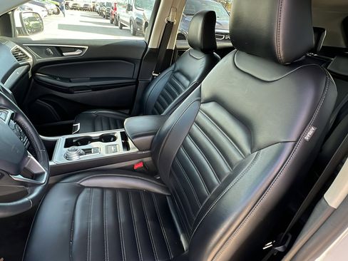 Used 2024 Ford Edge SEL image 18