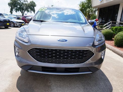 Used 2022 Ford Escape SEL w/ Technology Package image 2