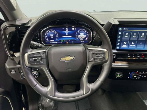 Used 2023 Chevrolet Silverado 1500 LT AWD/4WD image 47