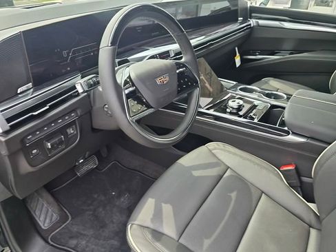 New 2026 Cadillac Escalade Sport w/ Touring Package AWD/4WD image 22