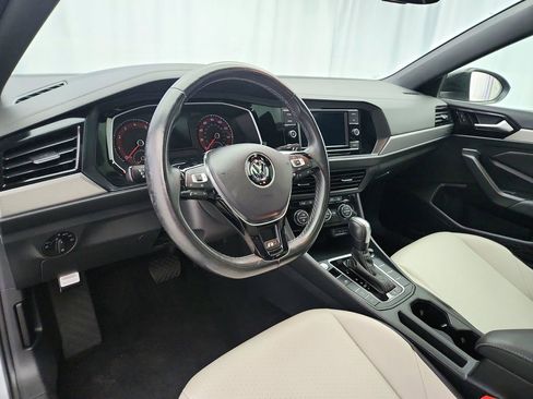 Used 2020 Volkswagen Jetta R-Line w/ R-Line Cold Weather Package FWD image 10