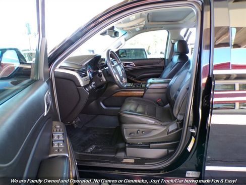 Used 2019 GMC Yukon XL Denali w/ Denali Ultimate Package AWD/4WD image 14