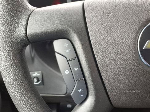 New 2025 Chevrolet Express 2500 w/ Driver Convenience Package RWD image 19