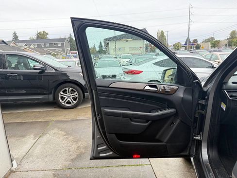 Used 2013 Mercedes-Benz ML 350 2WD image 10