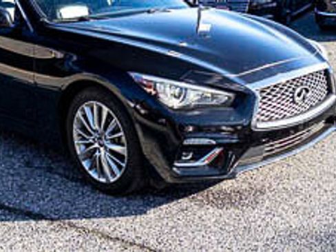 Used 2021 INFINITI Q50 Luxe image 9