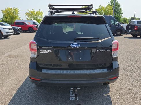 Used 2018 Subaru Forester 2.5i Touring w/ Popular Package #2 AWD/4WD image 6