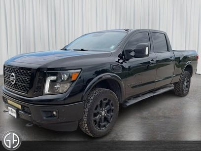 Used 2018 Nissan Titan SL w/ Midnight Edition