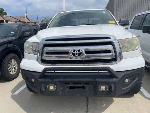 Used 2013 Toyota Tundra 2WD Double Cab image 2