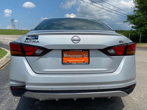Used 2023 Nissan Altima 2.5 SV FWD image 8