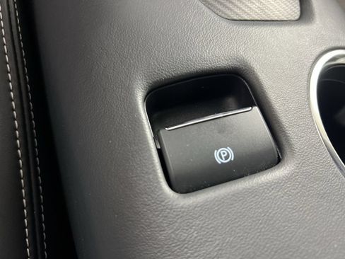 Used 2025 Ford Mustang GT Premium RWD image 33
