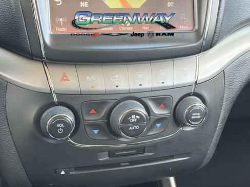 Used 2015 Dodge Journey Crossroad w/ Flexible Seating Group FWD image 19