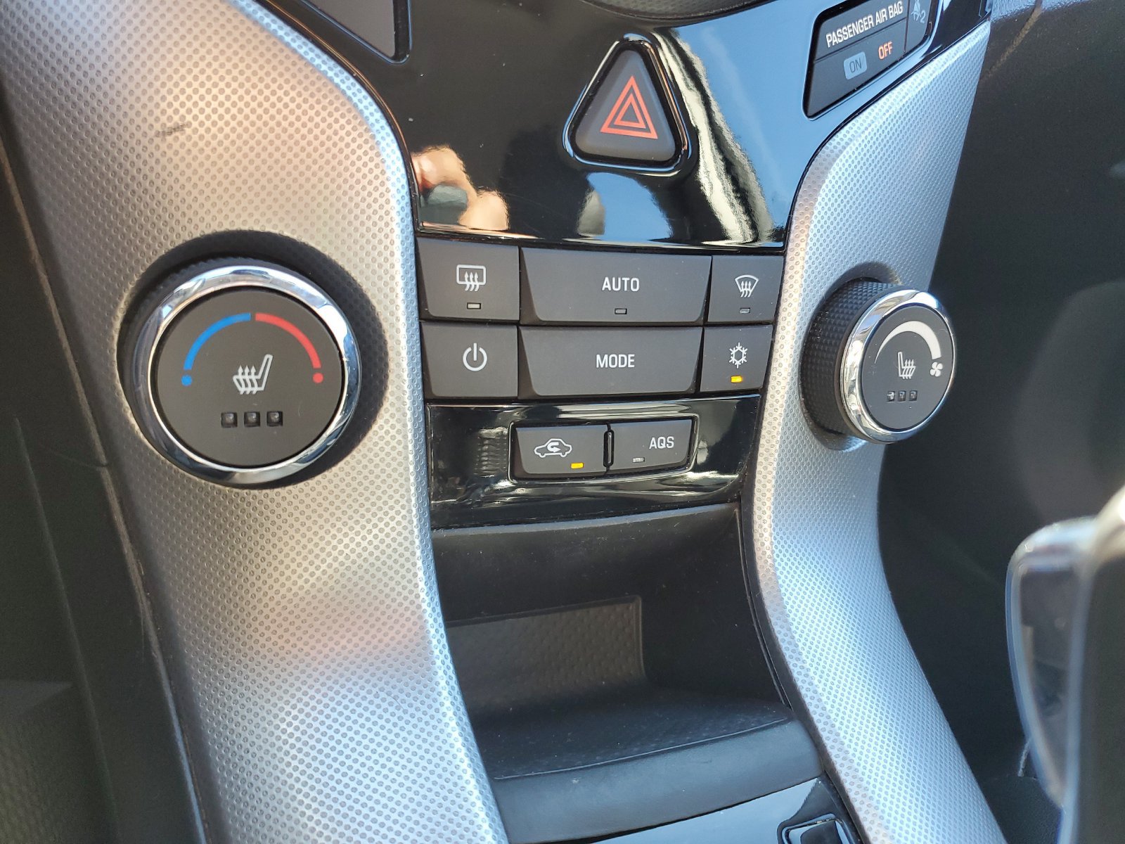 Used 2014 Chevrolet Cruze LTZ w/ RS Package FWD image 29