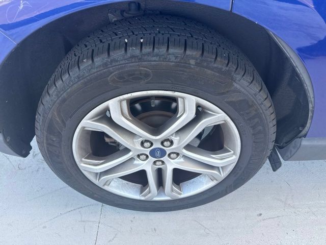 Used 2015 Ford Edge Titanium w/ Equipment Group 302A FWD image 12