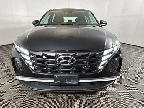 Certified 2024 Hyundai Tucson SE FWD image 9