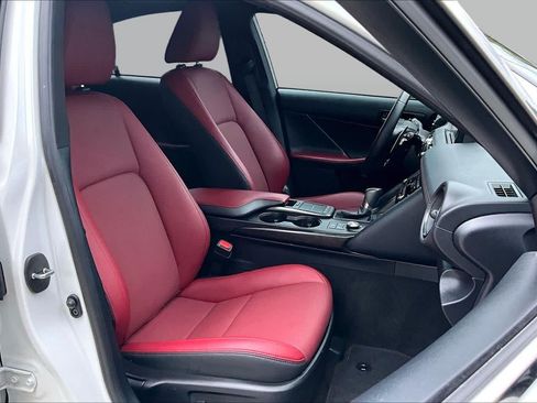 Used 2024 Lexus IS 300 w/ Comfort Package RWD image 9