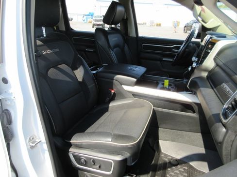 Used 2021 RAM 1500 Laramie AWD/4WD image 21