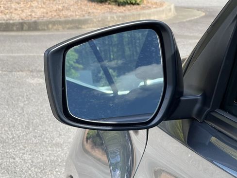 Certified 2025 Nissan Kicks Play S image 26