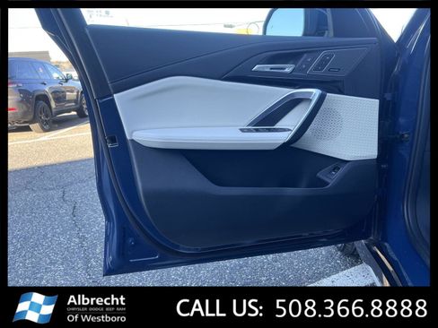 Used 2026 BMW X1 xDrive28i w/ Technology Package image 12