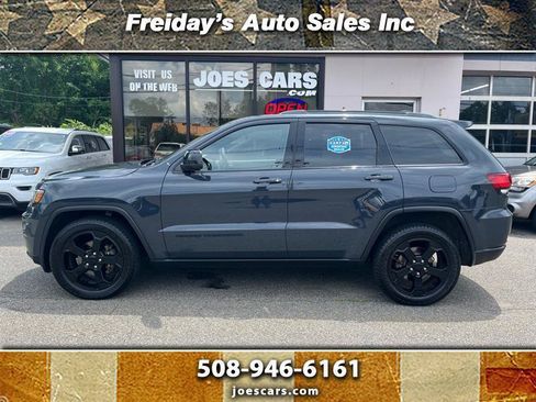 Used 2018 Jeep Grand Cherokee Laredo AWD/4WD image 1