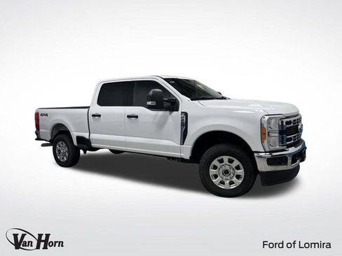 Used 2023 Ford F250 XLT image 1
