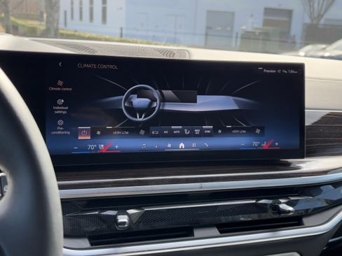 Certified 2024 BMW X5 xDrive40i w/ Premium Package image 29