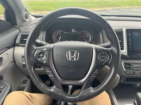 Used 2017 Honda Ridgeline RTL-T image 17