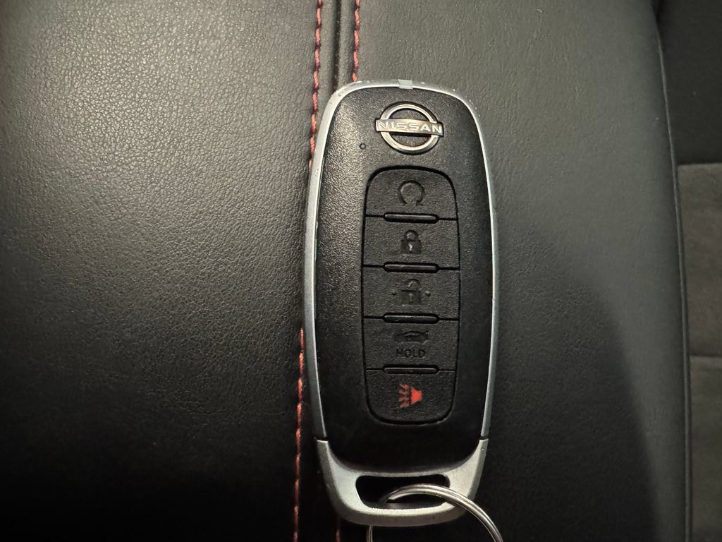 Used 2024 Nissan Sentra SR FWD image 17