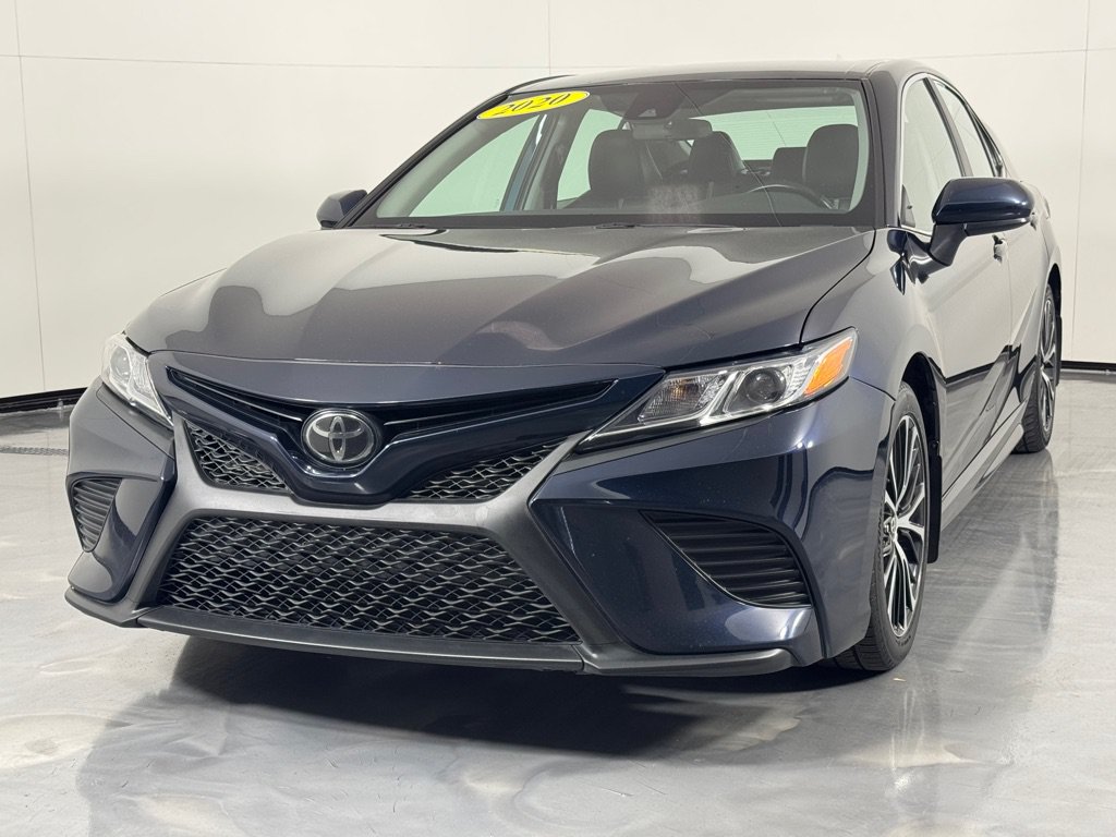 Used 2020 Toyota Camry SE FWD image 10
