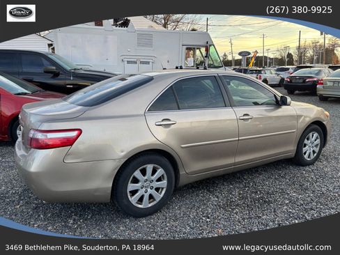 Used 2007 Toyota Camry XLE image 9