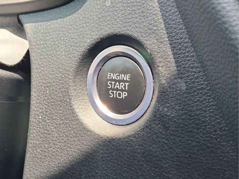Used 2022 Toyota Corolla XSE FWD image 23