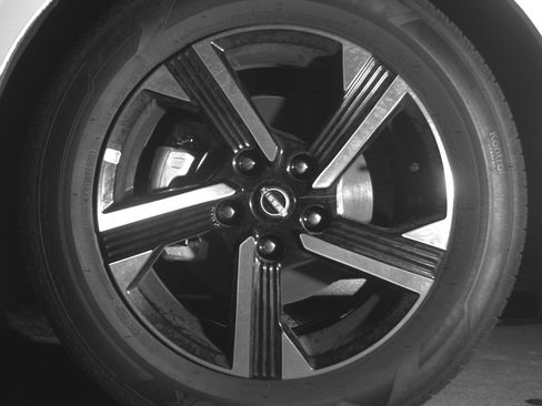 Used 2025 Nissan Sentra SV image 12