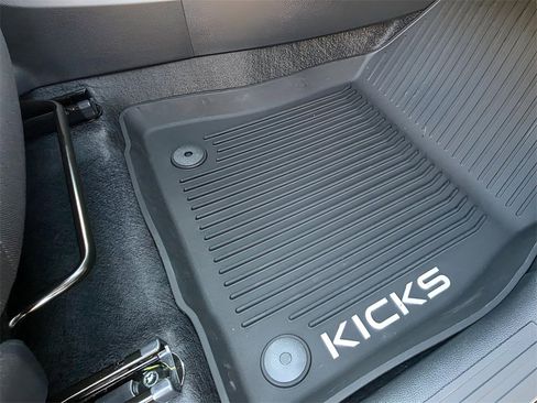 New 2026 Nissan Kicks SV image 11