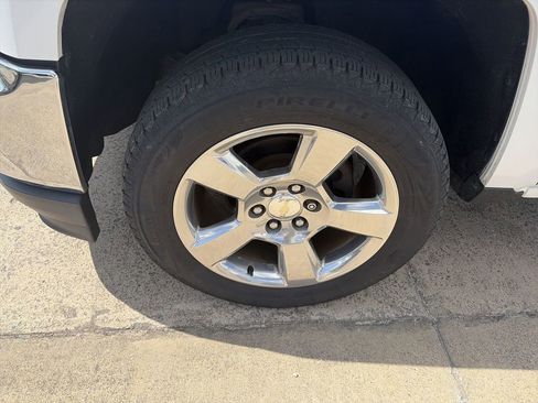 Used 2017 Chevrolet Silverado 1500 LT w/ All Star Edition image 10