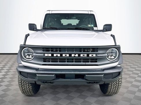 New 2026 Ford Bronco 4-Door w/ Sasquatch Package AWD/4WD image 2