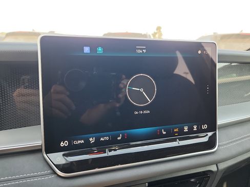 New 2026 Volkswagen Tiguan SE R-Line FWD image 19