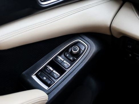 Used 2019 Subaru Ascent Limited image 90