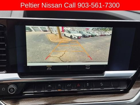 Used 2025 Chevrolet Silverado 1500 LT AWD/4WD image 35