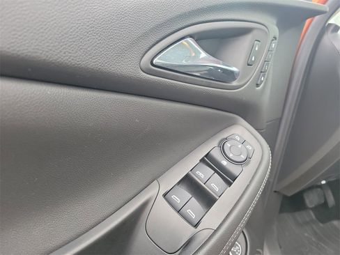 Used 2023 Buick Encore GX Essence w/ Experience Buick Package image 20