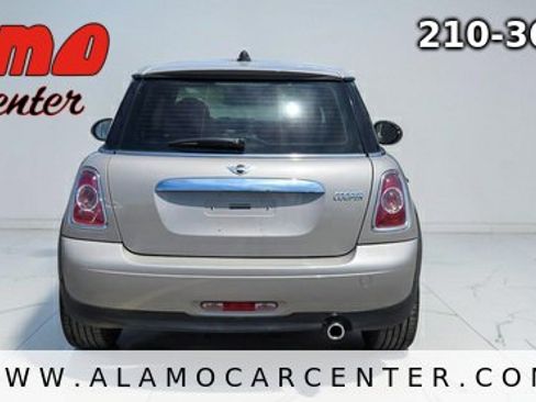 Used 2012 MINI Cooper Hardtop FWD image 4