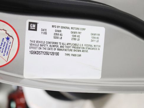 Used 2006 Cadillac DTS image 34