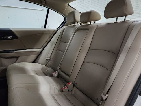 Used 2017 Honda Accord EX-L image 18