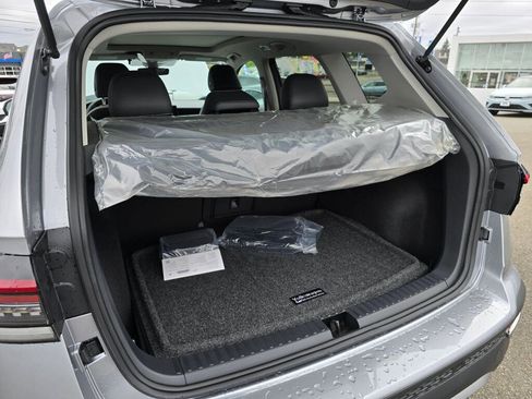 New 2026 Volkswagen Taos SE AWD/4WD image 13