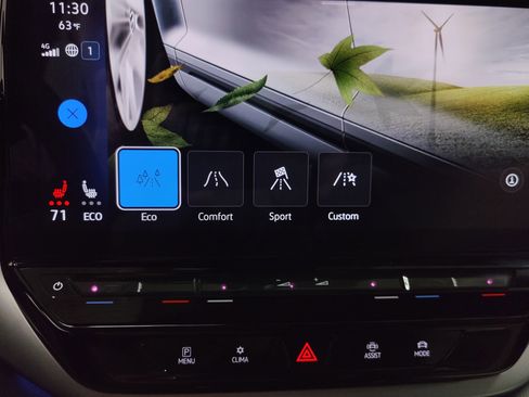 Used 2024 Volkswagen ID.4 2WD image 19