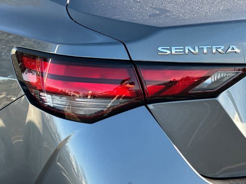 Used 2025 Nissan Sentra S image 46