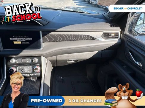 Used 2024 GMC Yukon XL Denali AWD/4WD image 17
